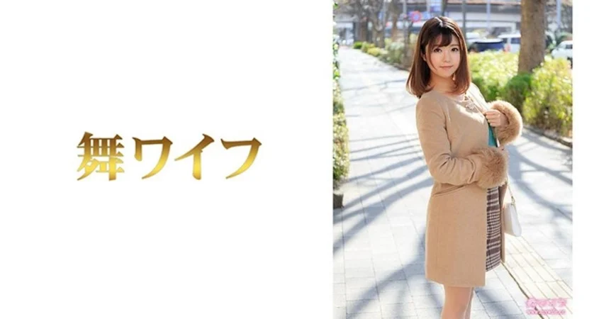 高颜值妹子逼逼粉嫩透视情趣装丁字裤 炮友手指扣逼脱光口交大力猛操 很是诱惑喜欢不要错过